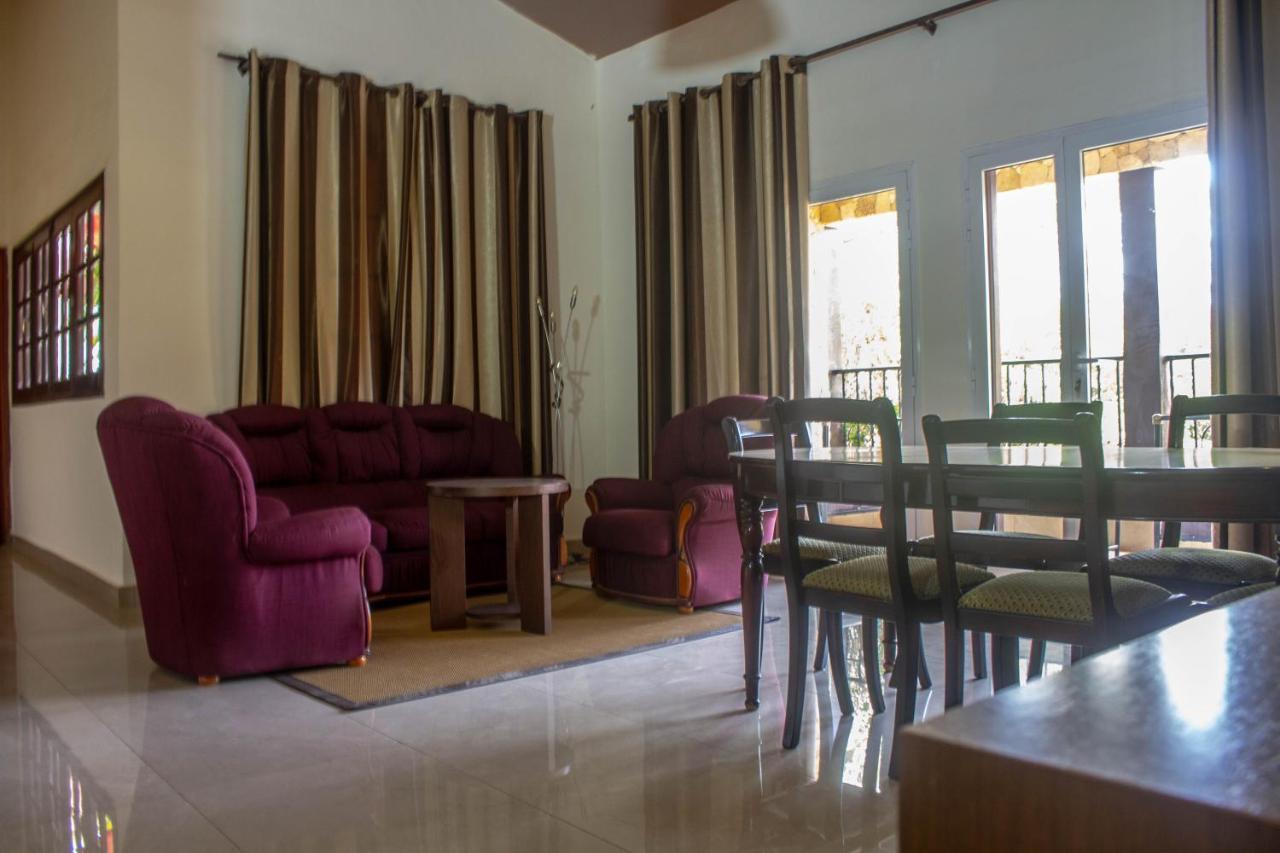 Iris Hotel Toubab Dialo Extérieur photo