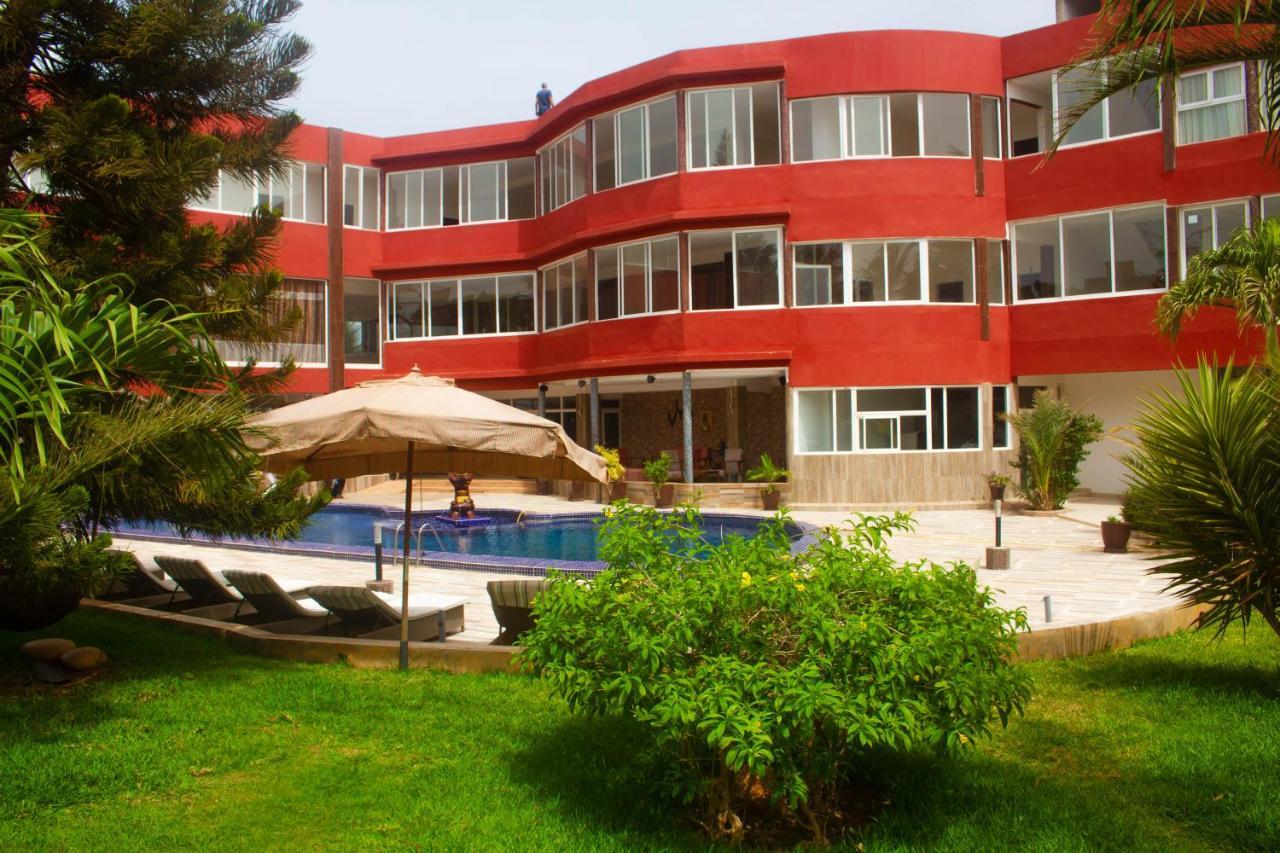 Iris Hotel Toubab Dialo Extérieur photo