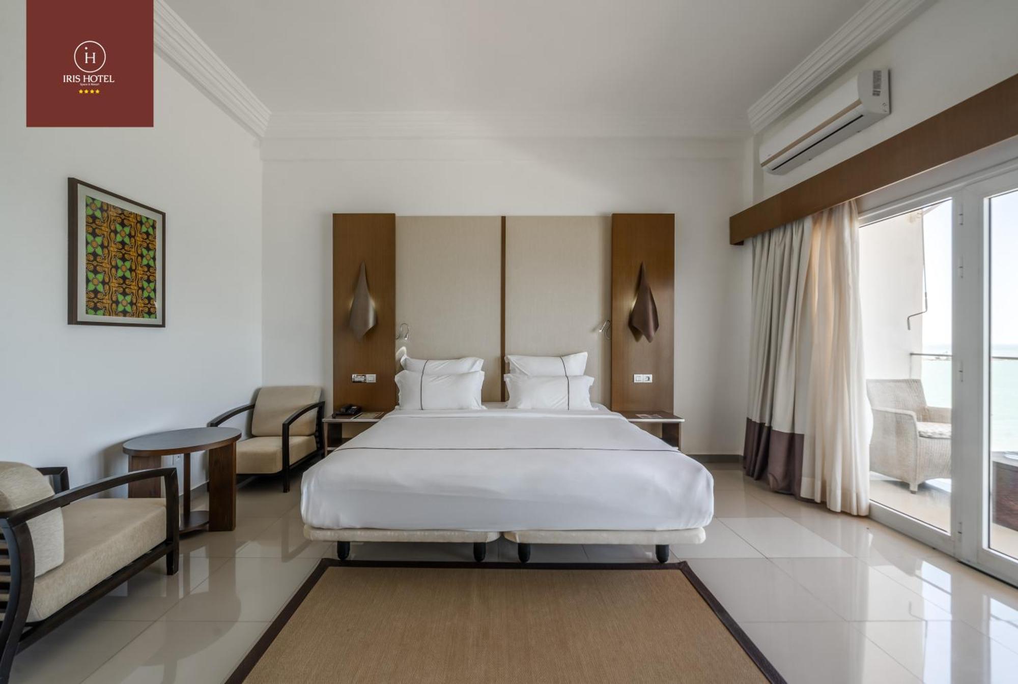 Iris Hotel Toubab Dialo Extérieur photo