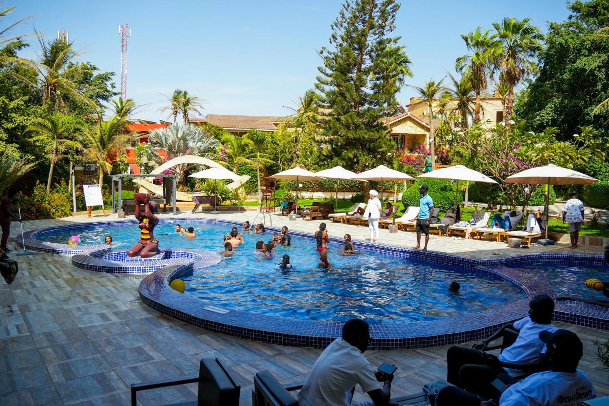 Iris Hotel Toubab Dialo Extérieur photo