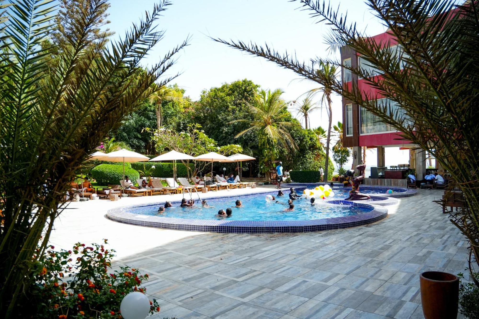 Iris Hotel Toubab Dialo Extérieur photo