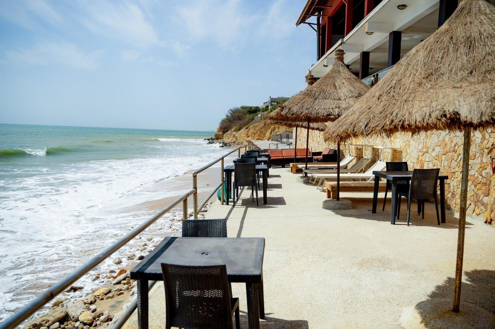 Iris Hotel Toubab Dialo Extérieur photo