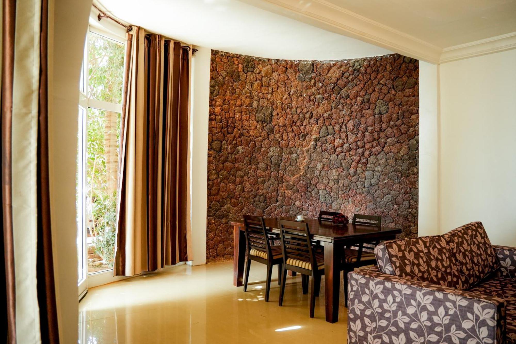 Iris Hotel Toubab Dialo Extérieur photo